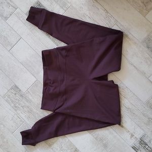 Old Navy Powersoft Extra High Rise Active Leggings with Ankle Loop Brown Medium